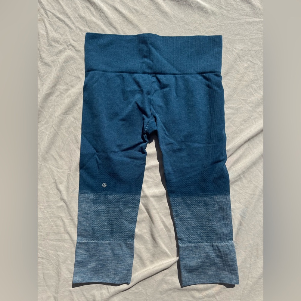 Lululemon Athletica Blue Gradient cropped Leggings